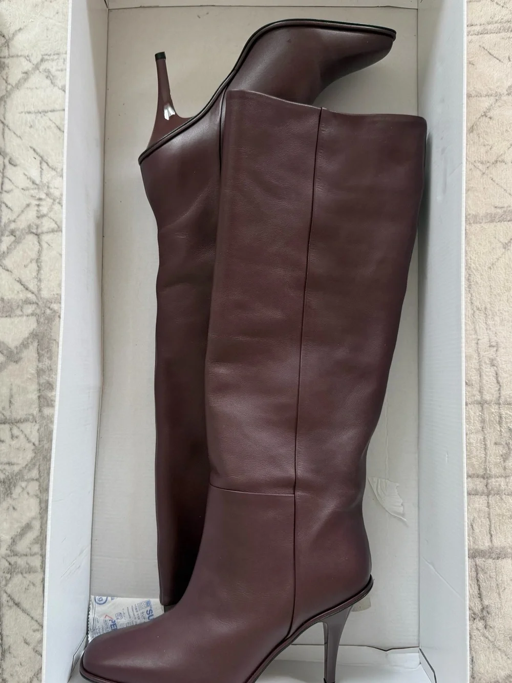 & Other Stories Burgundy Leather Knee-High Boots – Size 7.5 US